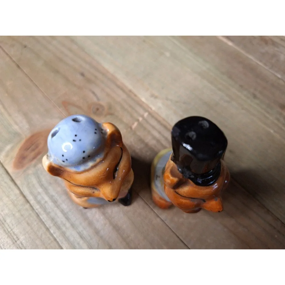 Vintage 1950s Anthropomorphic Fox Salt & Pepper Shakers Top Hat & Bonnet Set